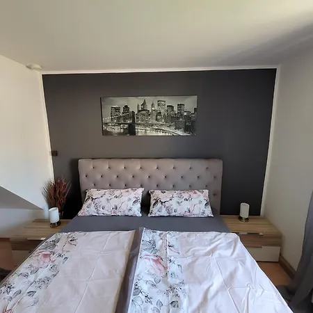 Ferienwohnung Melanie - Fuer Monteure & Langzeitbuchungen - Lejlighed